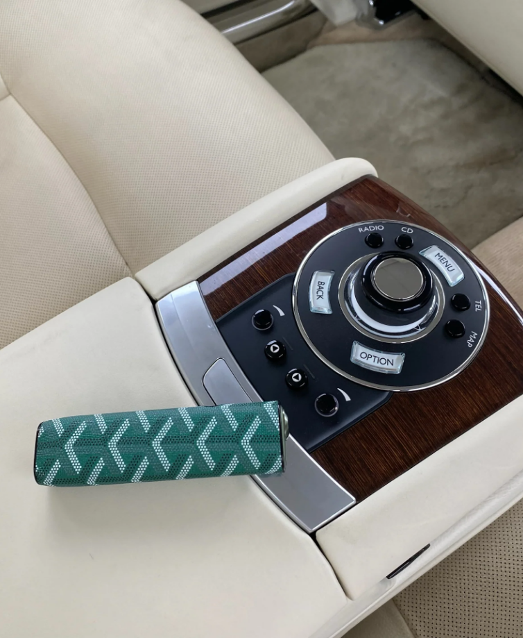 Vitello One Green Case